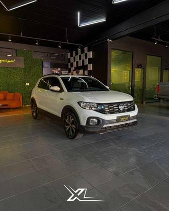 VOLKSWAGEN T-CROSS 1.0 200 TSI TOTAL FLEX COMFORTLINE AUTOMÁTICO VOLKSWAGEN T-CROSS 1.0 200 TSI TOTAL FLEX COMFORTLINE AUTOMÁTICO